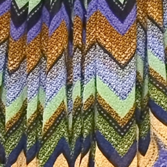 Women's bat sleeve sheer colorful shirring waist cropped top Size: L - Picture 3 of 4